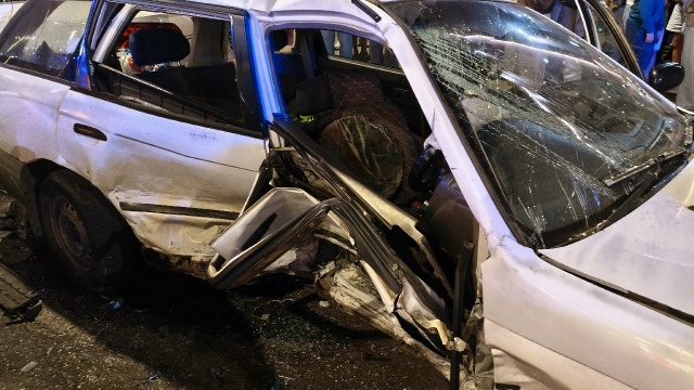 Красноярку зажало в машине во время массовой аварии в центре города