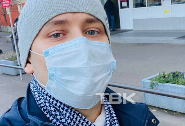 «Обеспечивают родители и друзья»: организатор концертов Хакамады рассказал о реабилитации после нападения в центре Красноярска